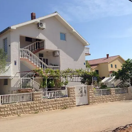 Slavica Biograd Na Moru