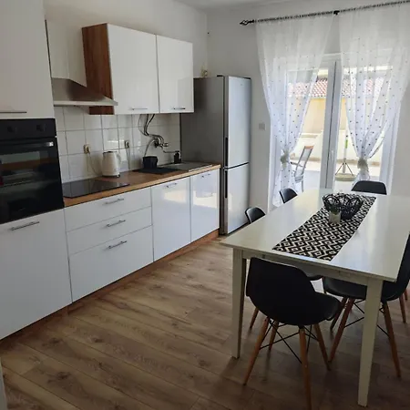 Slavica Apartamento Biograd Na Moru